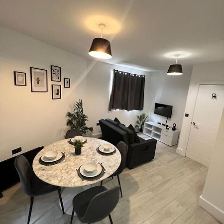 2 Bedroom Flat London Kültér fotó