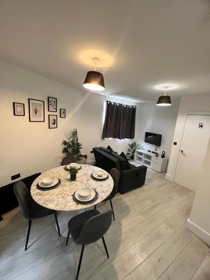 2 Bedroom Flat London Kültér fotó