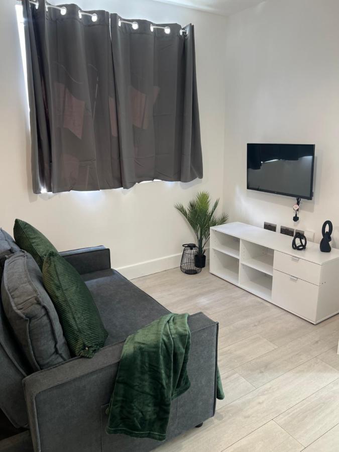 2 Bedroom Flat London Kültér fotó